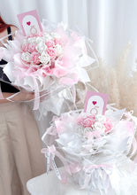 Load image into Gallery viewer, Ballerina Soap Rose Bouquet 芭蕾舞香皂玫瑰花束(香皂花)