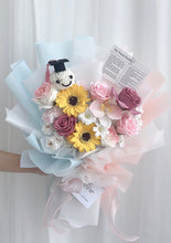 Load image into Gallery viewer, Korean Soap Graduation Bouquet 夏天与炙热的青春说再见双色毕业花束(香皂花)