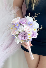 Load image into Gallery viewer, 执紫之手,与紫偕老•💜紫粉白新娘手捧(香皂花)