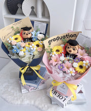 Load image into Gallery viewer, 梦想蓝途,锦绣前程📘(蓝毕业熊香皂花Soap flowers)