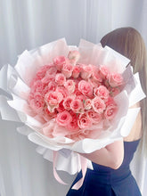 Load image into Gallery viewer, 一往情深,终年如初见💗
罗拉多头玫瑰(鲜花fresh flowers)