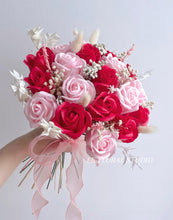 Load image into Gallery viewer, Red Pink Soap Rose Bridal Bouquet赤绳系定,白头永偕红粉新娘手捧(香皂花)