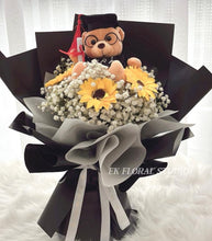 Load image into Gallery viewer, Sunflower with Baby Breath Graduation Bouquet 香皂向日葵满天星毕业娃娃花束