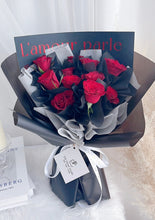 将图片加载到图库查看器，Red Fresh Rose Bouquet (Precious and Unique) 鲜花红玫瑰花束 (珍贵独特的你）
