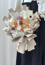 将图片加载到图库查看器，Retro Style Preserved Flower Bouquet 复古风格永生花花束

