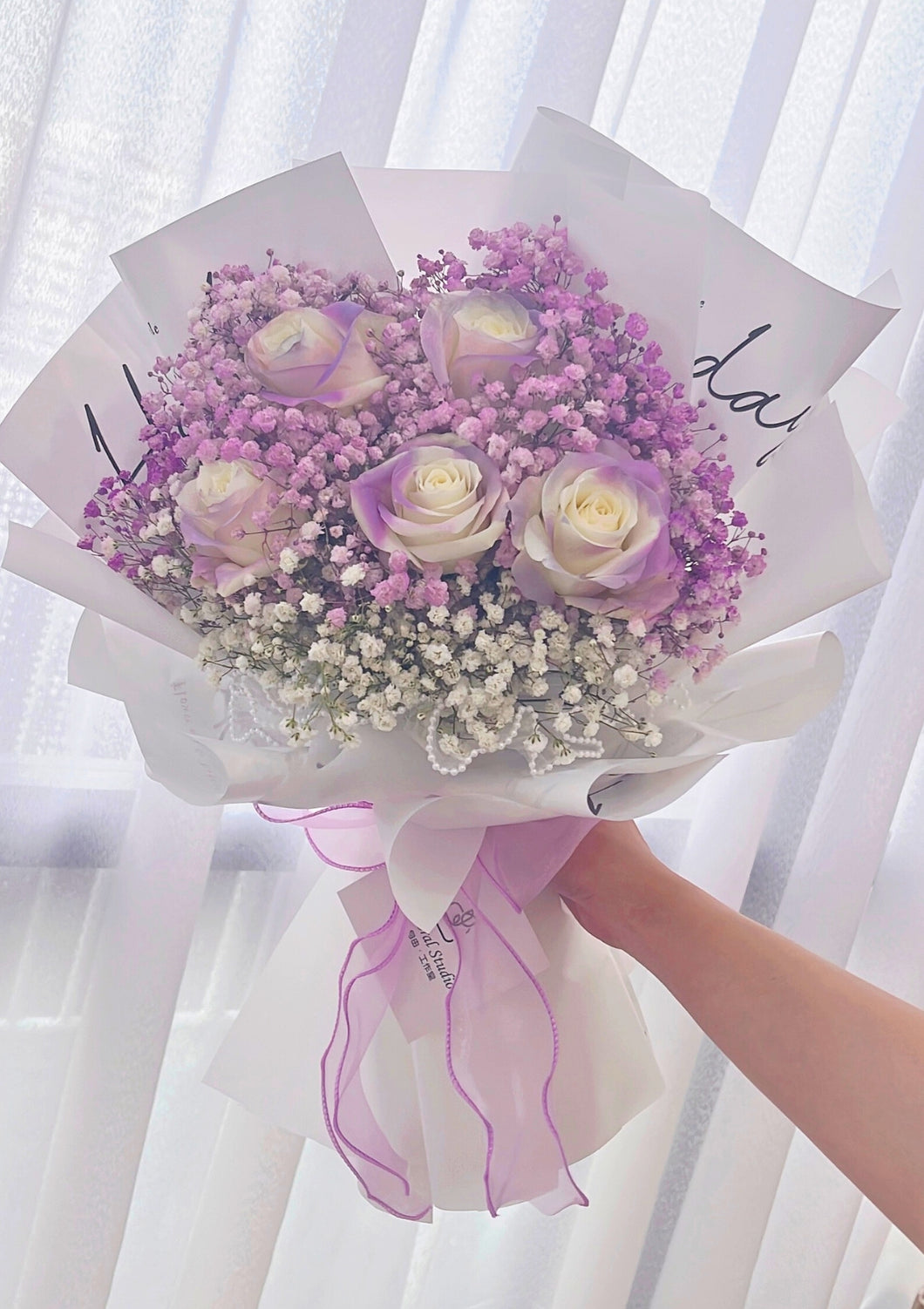 5 Amethyst Purple Fresh Rose Flower with White Baby Breath Bouquet 5朵紫晶色鲜花玫瑰白色满天星花束