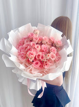 Load image into Gallery viewer, 一往情深，终年如初见💗
罗拉多头玫瑰（鲜花fresh flowers）
