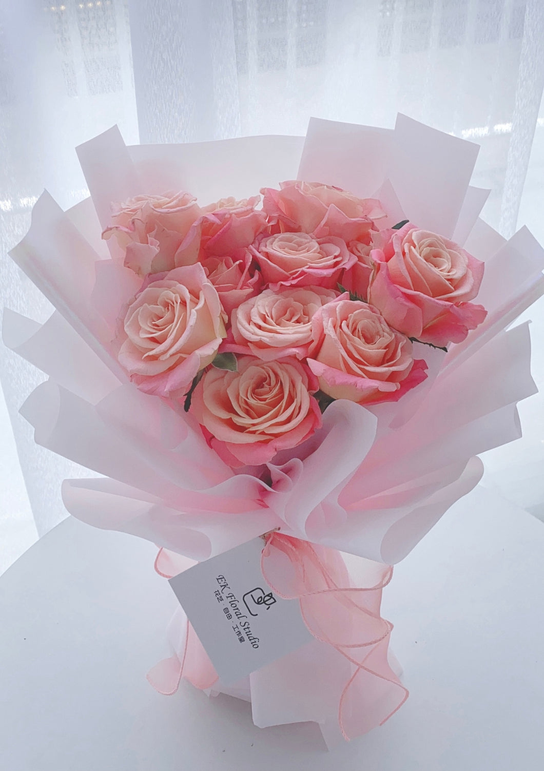 11 Piggy Rose Fresh  Flower Bouquet 11朵猪小姐玫瑰鲜花花束