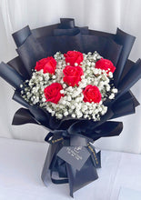 Load image into Gallery viewer, Pink and white Fresh Rose with Baby Breath Soap Flower Bouquet 红玫瑰与粉白满天星香皂花束
