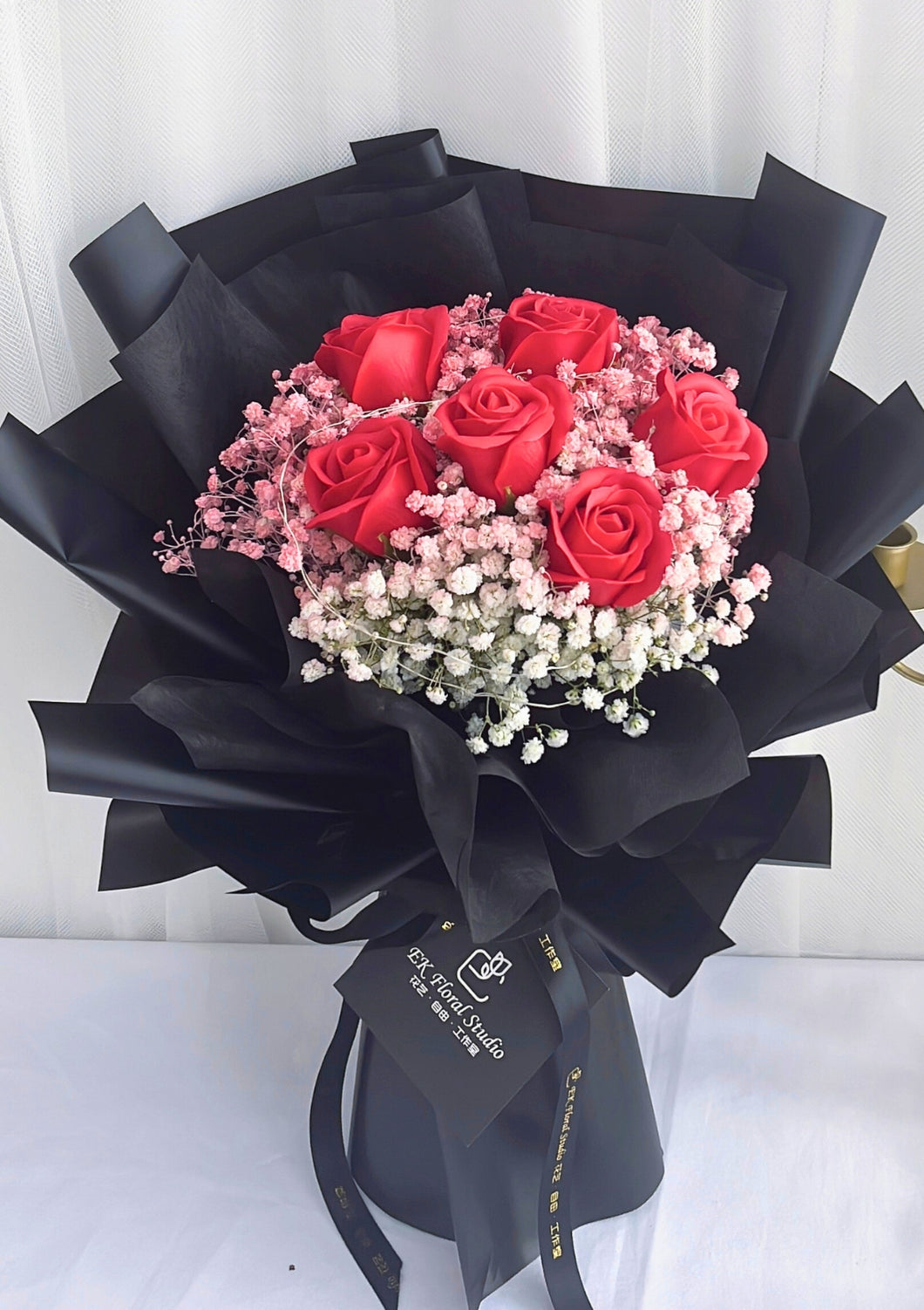Pink and white Fresh Rose with Baby Breath Soap Flower Bouquet 红玫瑰与粉白满天星香皂花束