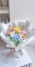 Load image into Gallery viewer, 在快进的生活里，保持自己的慢节奏（香皂花Soap flowers）
