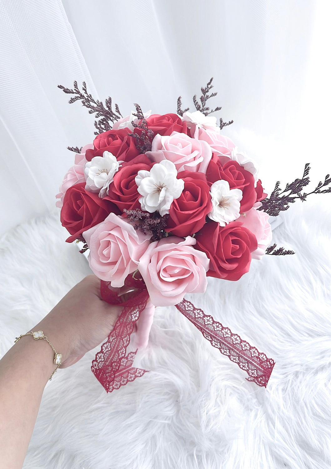 Pink and Red Soap Rose Bridal Bouquet 红粉色系香皂花玫瑰新娘手捧
