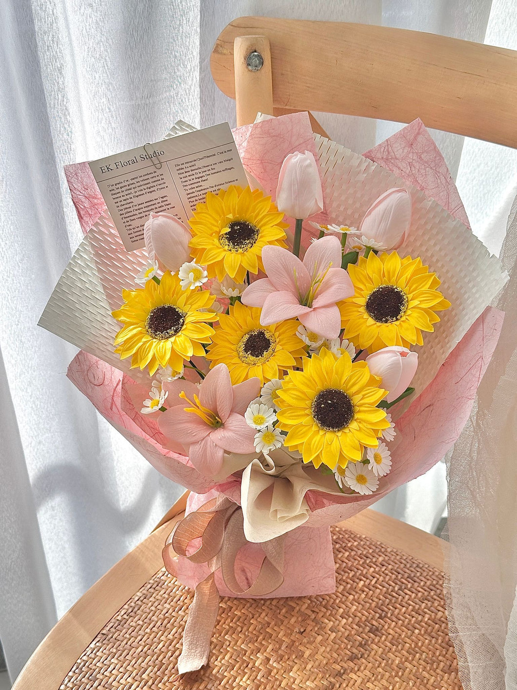 做自已想成为的那个人，永远都不晚向日葵郁金香粉色系（香皂花）