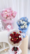 Load image into Gallery viewer, 向海风许愿·在山海相见💙蓝玫瑰花束（鲜花）
