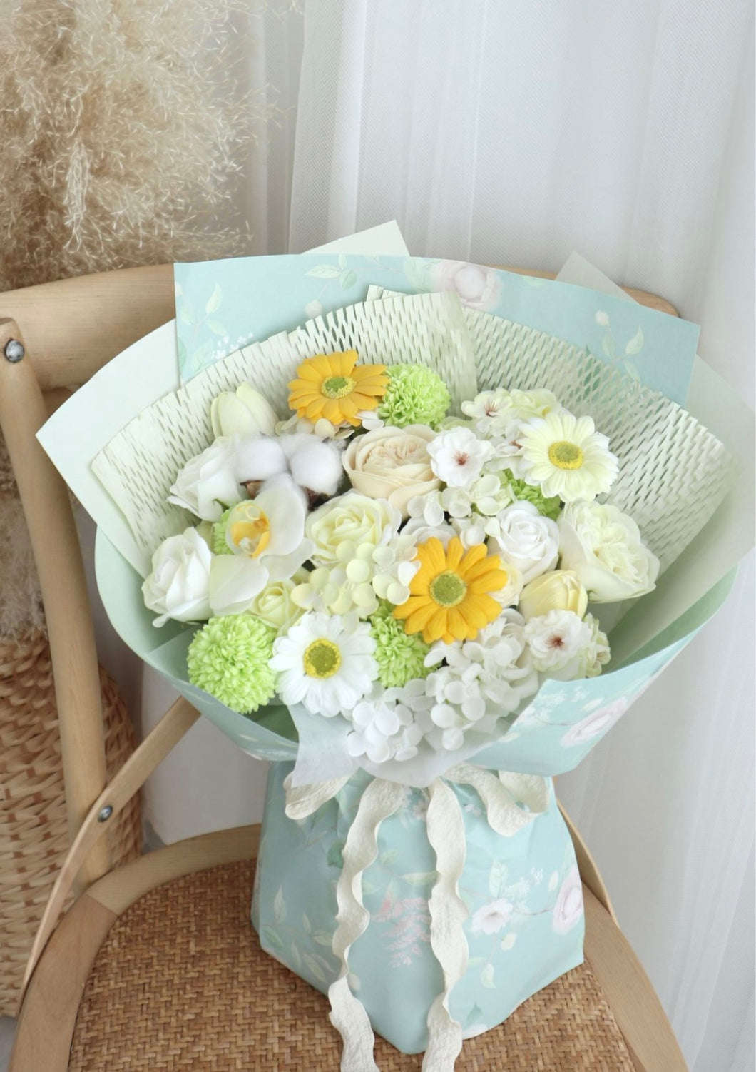 Korean style Soap Flower Bouquet 芳香心语韩式香皂花花束