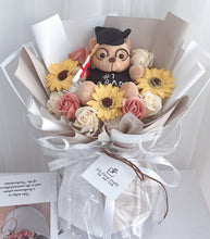 Load image into Gallery viewer, Sunflower with Mix Color Soap Flower Graduation Bouquet 双色前程似锦小熊款毕业花束
