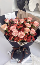 Load image into Gallery viewer, 长日欢喜，四季陪你（鲜花卡布奇诺泡泡玫瑰fresh flowers）
