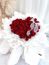 Load image into Gallery viewer, 洁白的爱❤️ 99朵红玫瑰花束（鲜花fresh flowers）
