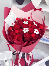 Load image into Gallery viewer, 爱与被爱同时发生，玫瑰有幸见证
（19朵鲜花fresh flowers）
