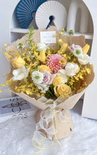 Load image into Gallery viewer, 阳光洒在花上，也能照进心里
（鲜花fresh flowers）
