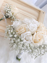 Load image into Gallery viewer, Soap Rose Bridal Bouquet + Groom Corsage 现谨以白头之约，书向鸿笺｜香槟白手捧花+新郎胸花（香皂花）

