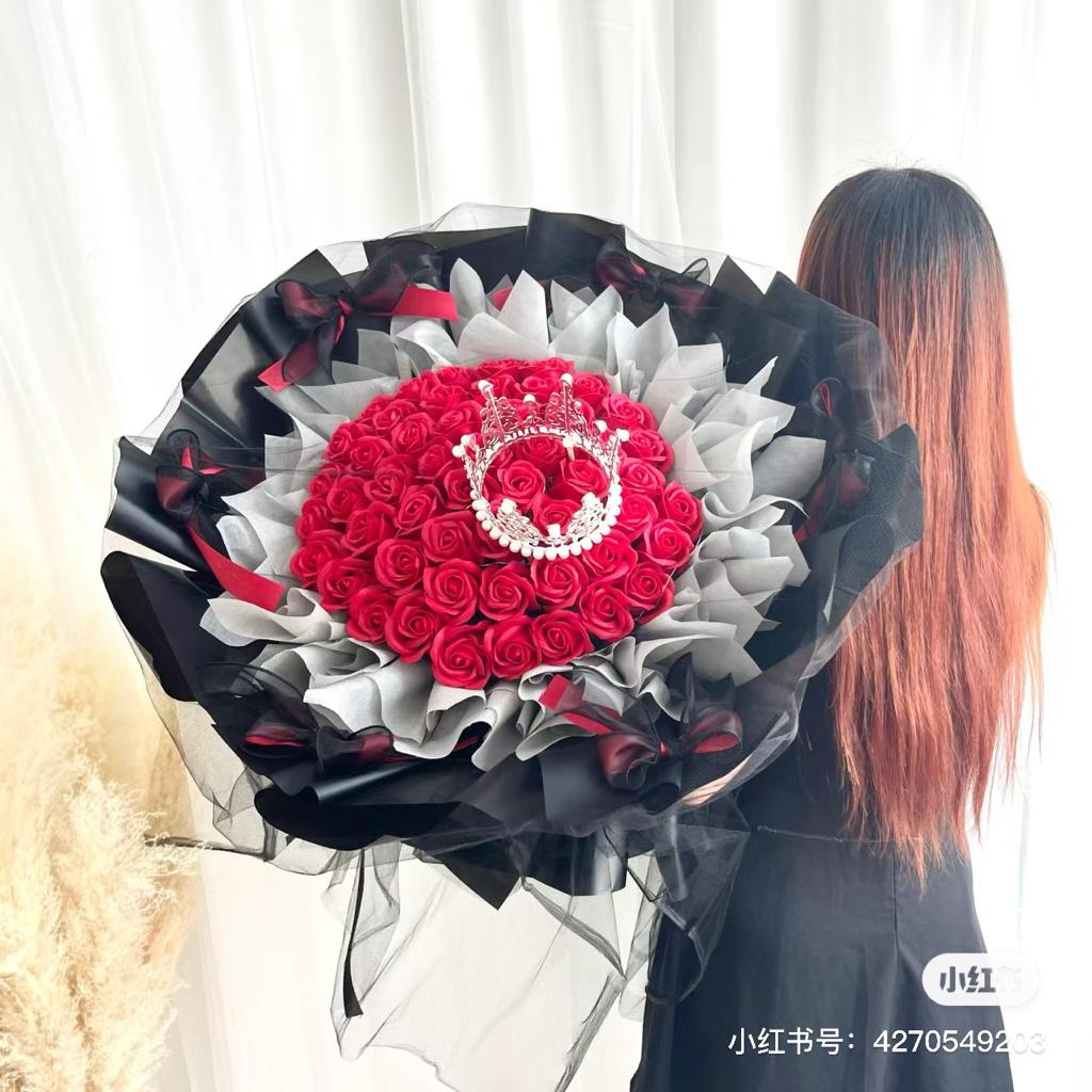 网纱黑天鹅芭蕾舞（香皂）红玫瑰花束·黑公主请收花😎