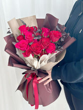 将图片加载到图库查看器，11朵红玫瑰（鲜花）花束·长久的陪伴与爱❤️
