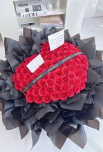 Load image into Gallery viewer, 99 Soap Red Roses Heart Bouquet 99朵香皂红玫瑰爱心花束（香皂花）
