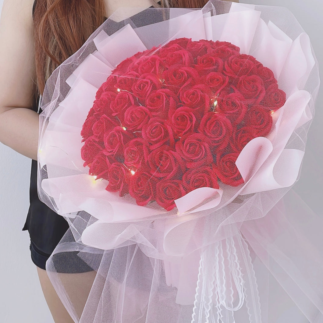 Red Soap Rose Bouquet 52朵香皂红玫瑰仙女纱花束