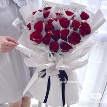 Load image into Gallery viewer, Red Fresh Roses Bouquet 鲜花红玫瑰花束 （为你倾心）
