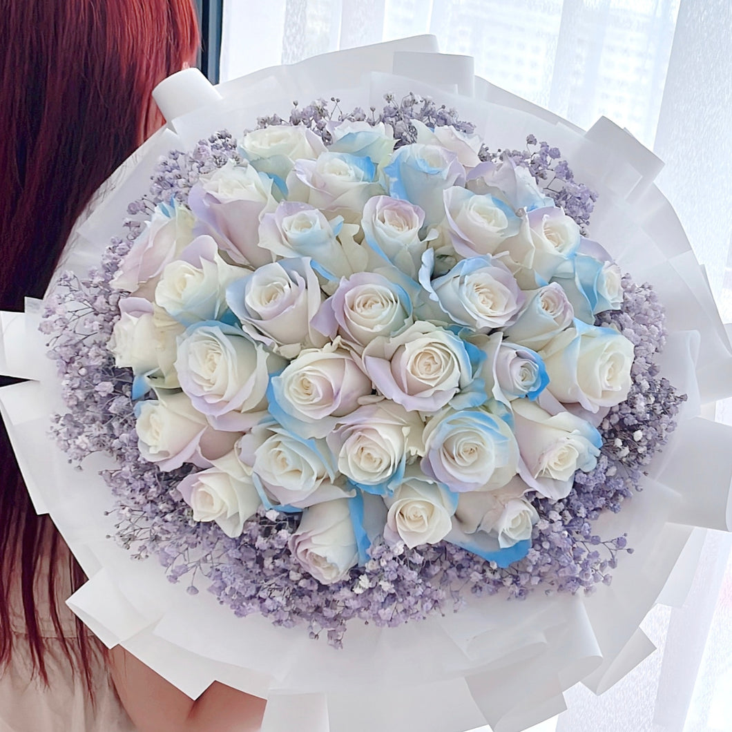 Purple Blue Fresh Roses and Baby Breath Bouquet  满天星紫蓝鲜花玫瑰花束