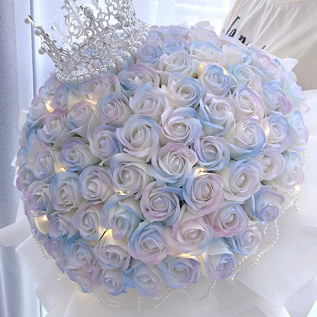 99 Pink Blue Soap Rose Bouquet With Crown 99朵粉蓝香皂玫瑰皇冠花束