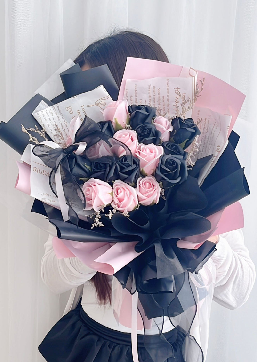 18 Black Pink Soap Rose Flower Bouquet18朵黑粉香皂花花束