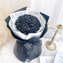 Load image into Gallery viewer, 33Black Soap Rose Bouquet 33黑色香皂红玫瑰花束（照片）
