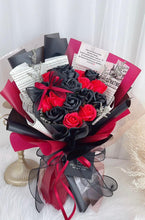 Load image into Gallery viewer, 18 Black Pink Soap Rose Flower Bouquet18朵红黑玫瑰花束（香皂花）
