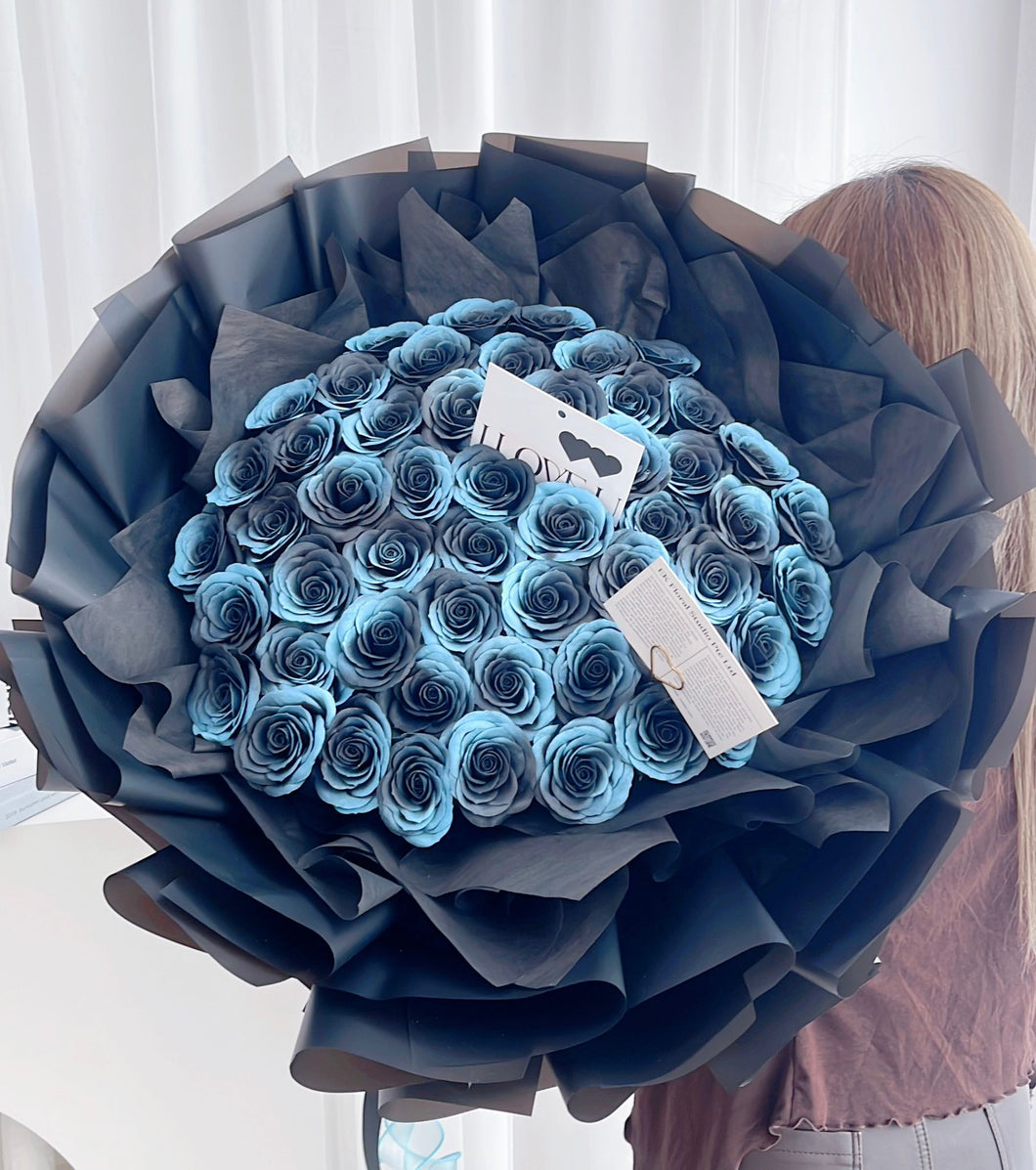 52 Soap Black Spray Color Ice Blue Rose 52朵香皂黑玫瑰喷碎冰蓝花束（香皂花）