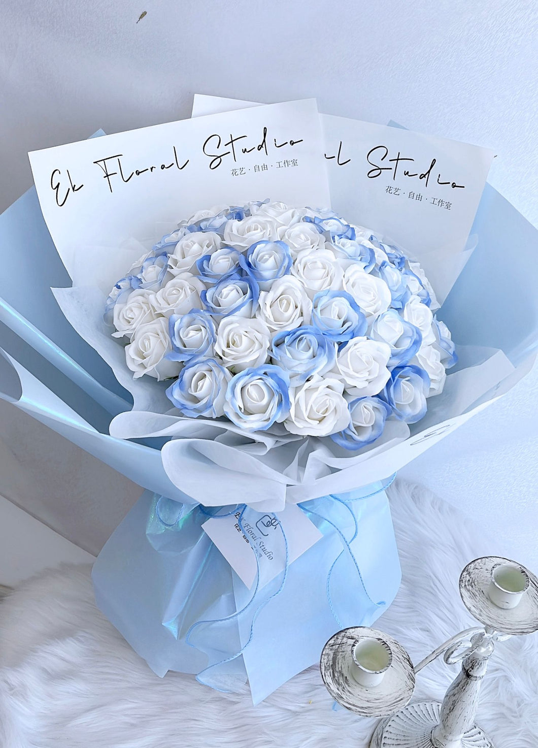 Blue White Soap Rose Bouquet 蓝白双色香皂玫瑰花束