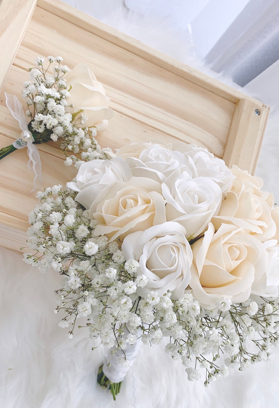 13 Soap Rose Bridal Bouquet + Groom Corsage13朵香皂玫瑰手捧花+新郎胸花