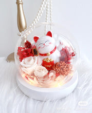 Load image into Gallery viewer, Pink Preserved Flower Fortune Cat 粉色永生花招财猫
