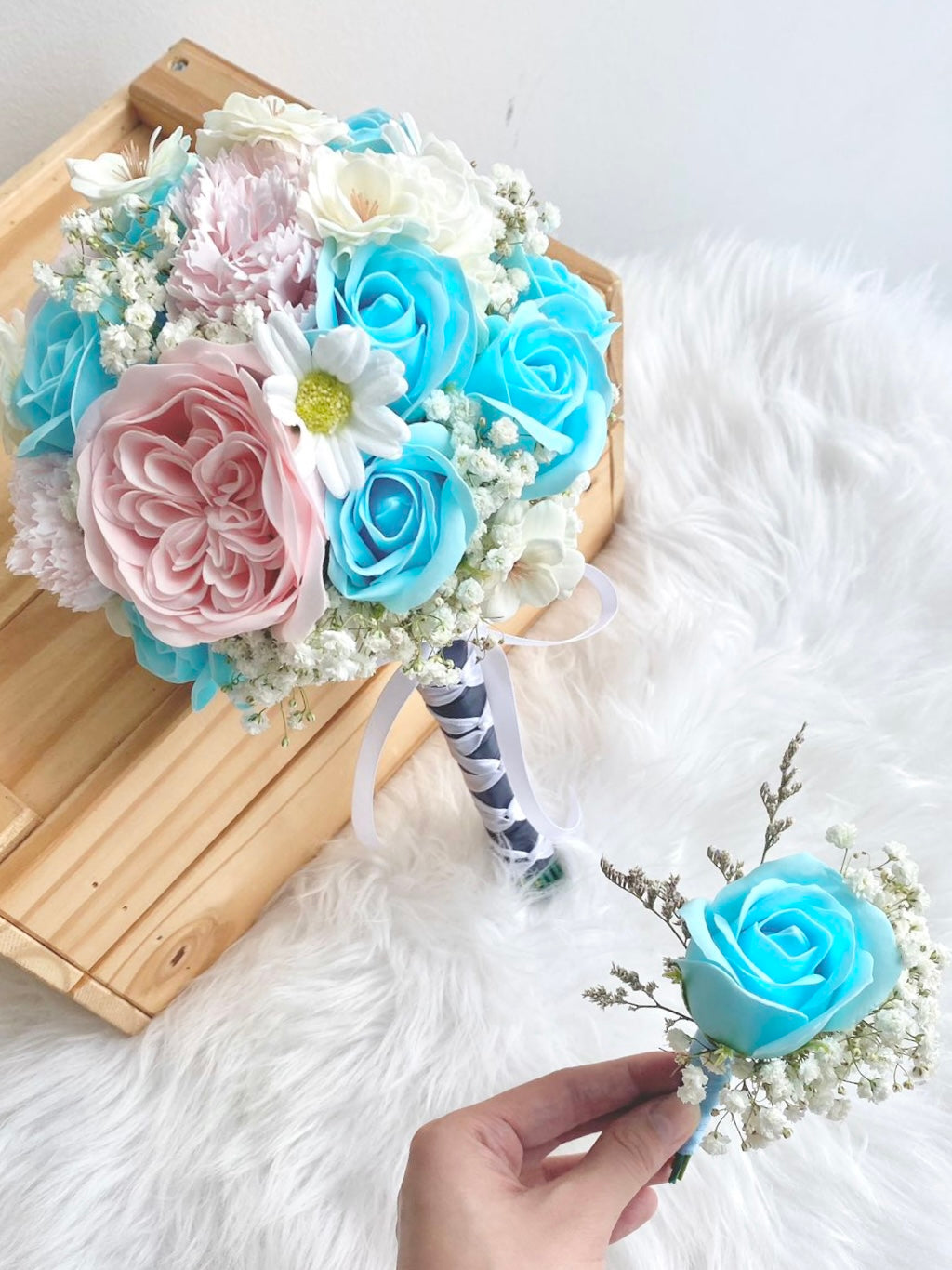 Tiffany Soap Rose Bridal Bouquet + Groom Corsage蒂芬妮香皂玫瑰手捧花+新郎胸花