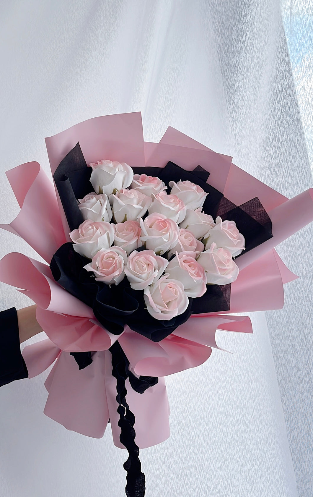 Black Pink Soap Rose Flower Bouquet 黑粉香皂玫瑰花束